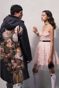 Эклектический шик: H&M показал совместную коллекцию с итальянским брендом Giambattista Valli (ФОТО)