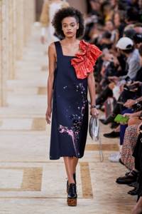 Неделя моды в Париже: Алекса Чанг, Рита Ора, Хана Кросс и другие на показе Miu Miu