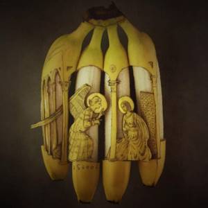 Голландский художник рисует на бананах