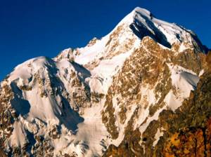 10 самых высоких гор в России