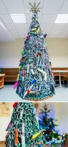 Ещё 24 новогодние ёлки, построенные креативными людьми на рабочем месте из того, что оказалось под рукой