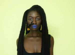 Африканская художница создает удивительные скульптуры из собственных волос