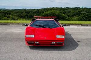 Lamborghini Countach 5000 QV — мечта с плакатов 1980-х