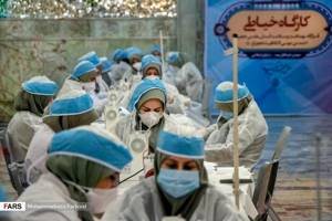 Зеркальную мечеть Шах-Черах в Иране временно используют для пошива медицинских масок