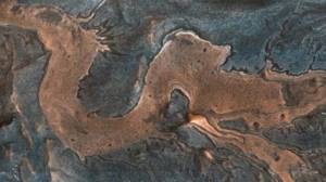 
        На снимках с Марса разглядели очертания дракона            