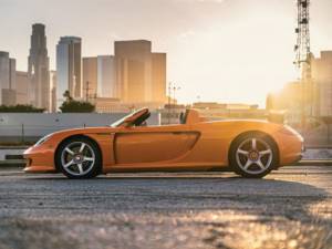 Porsche Carrera GT — последний суперкар с механикой