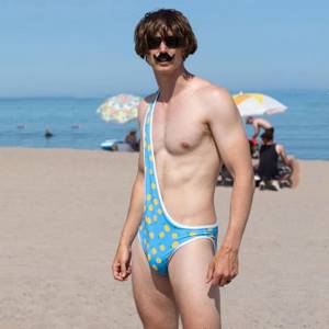 Мужские купальники Брокини — последний писк пляжной моды