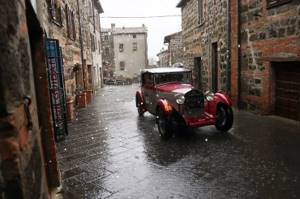 Ралли старинных автомобилей в Италии “Mille Miglia”