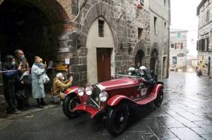 Ралли старинных автомобилей в Италии “Mille Miglia”