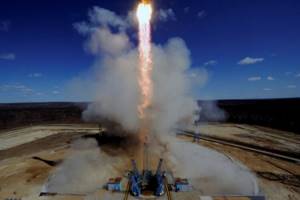 Как выглядит российская многоразовая ракета «Амур» и чем она отличается от Falcon 9