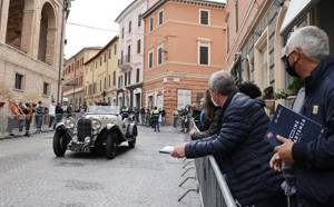 Ралли старинных автомобилей в Италии “Mille Miglia”