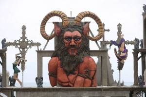 Американец построил причудливый «Замок Дьявола» в Мексике