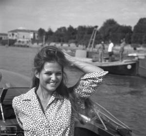 Редкие снимки знаменитостей из Венеции 50-60-х годов