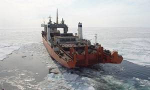 Почему российский атомный ледокол «Севморпуть» застрял в водах Испании?