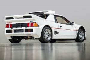 Ультра-редкий гоночный Ford RS200 Evolution из 1980-х