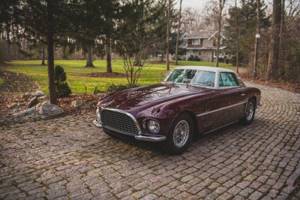 Один из трех существующих Ferrari 375 America 1954 года от Vignale