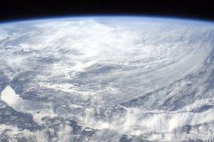
        Озоновая дыра над Антарктидой закрылась            