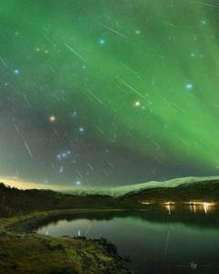 Ночное небо на снимках Адриена Луи Модуита