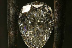
        Алмаз выдержал давление в 5 раз сильнее, чем в недрах Земли            