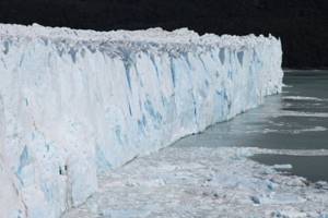 
        Самый крупный айсберг в мире растаял            
