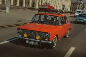 «Автоамерика»: на выходных в Минске было много старых машин