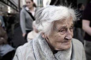 
        В США протестировали на людях лекарство для замедления старения            