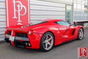 Ferrari LaFerrari 2014 года с минимальным пробегом