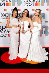 Самые красивые звезды на красной дорожке BRIT Awards 2021 