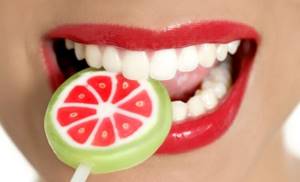 Разработаны вкусные конфеты для укрепления и отбеливания зубов