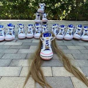 “Безумные” кроссовки от американского комика Кервина Фроста и Adidas