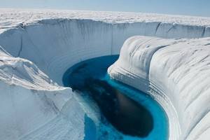 
        Тепловая волна вызывает массовое таяние ледникового щита Гренландии            