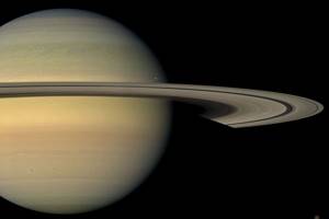 
        Сатурн в августе максимально сблизится с Землей            