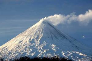 
        Вулканы - "предохранительные клапаны" Земли            