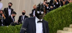 Неожиданно самый популярный бренд Met Gala 2021 — Thom Browne