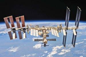 
        Роскосмос собирается организовать пункт переработки космического мусора на орбите            