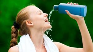 Правда ли, что в день нужно пить 2 литра воды?