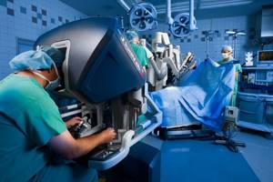 
        Может ли робот-хирург в будущем заменить врачей?            