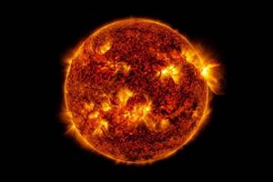 
        На Солнце происходит мощнейшая вспышка активности            