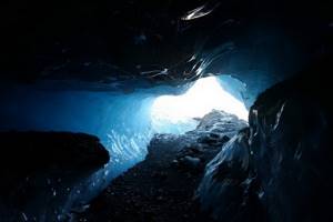 
        В Австралии обнаружили самую глубокую пещеру континента            