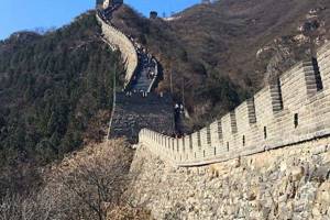 
        В Великой Китайской стене нашли более 100 потайных дверей            
